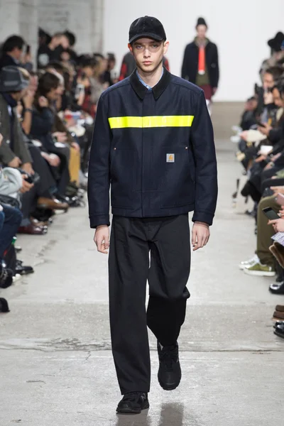 Look 8
